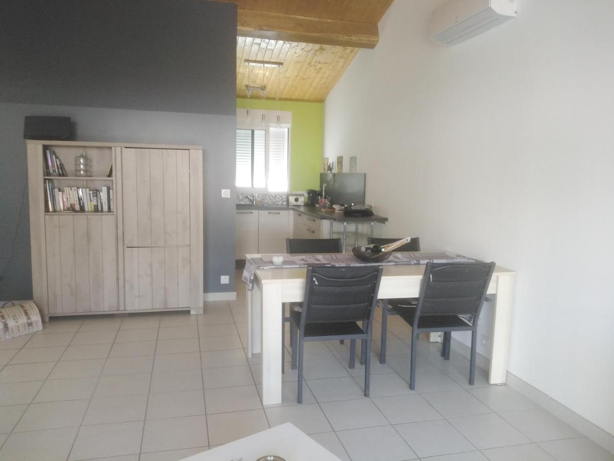 Bonheur Villa Medis ภายนอก รูปภาพ