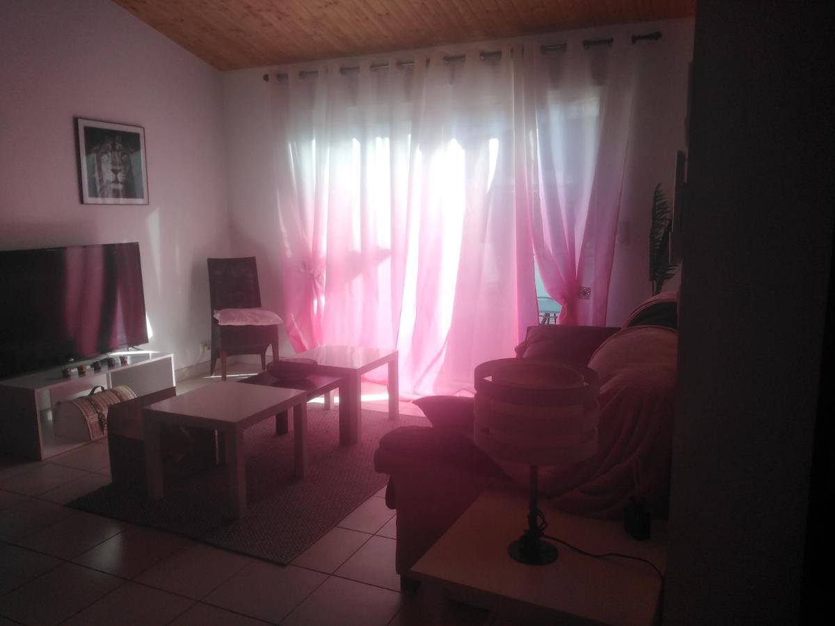 Bonheur Villa Medis ภายนอก รูปภาพ